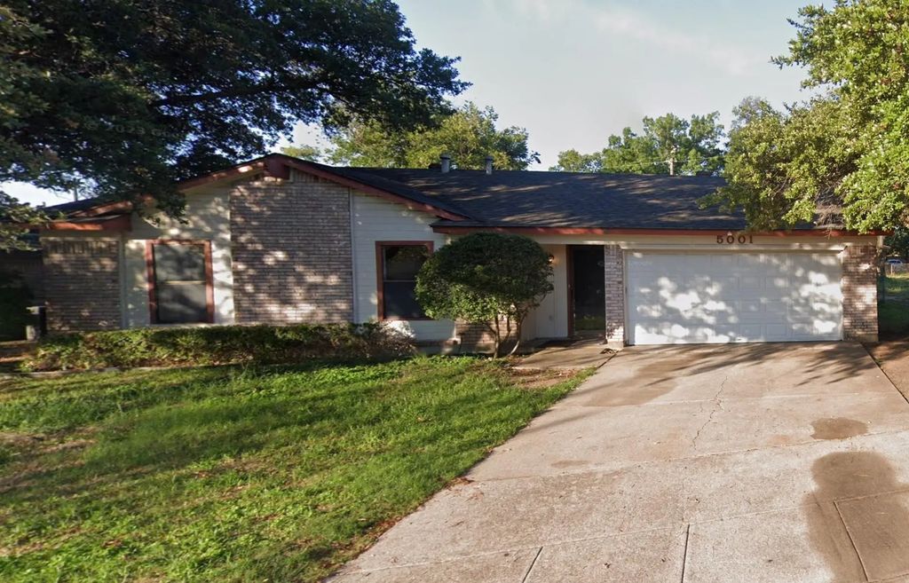 5001 Cummings Drive, North Richland Hills