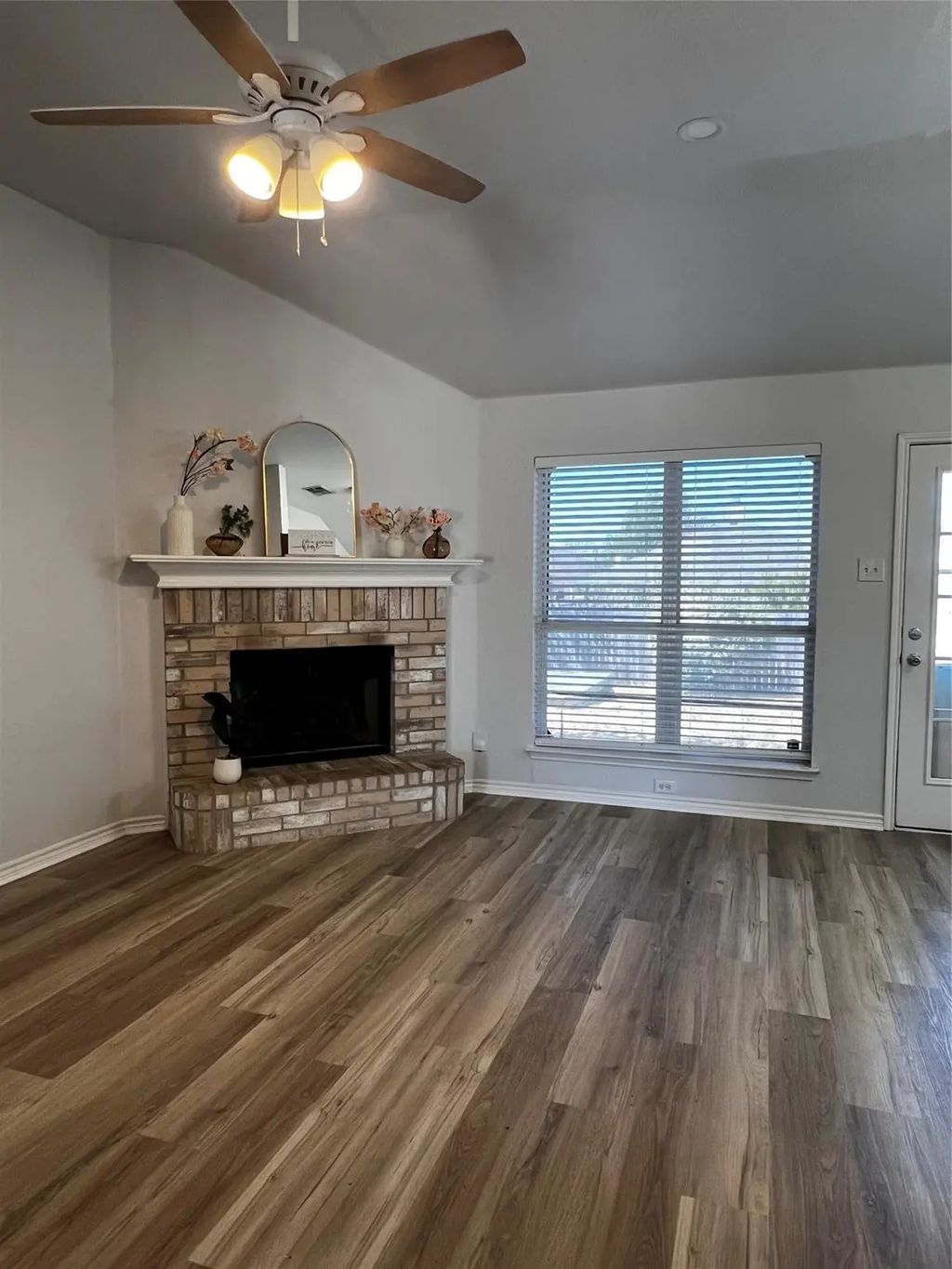 1309 Indian Wells Trail, Midlothian