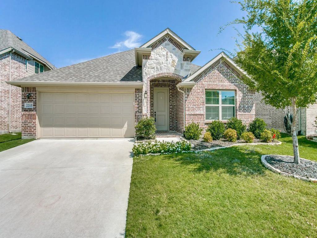 2215 Yorktown Drive, Melissa