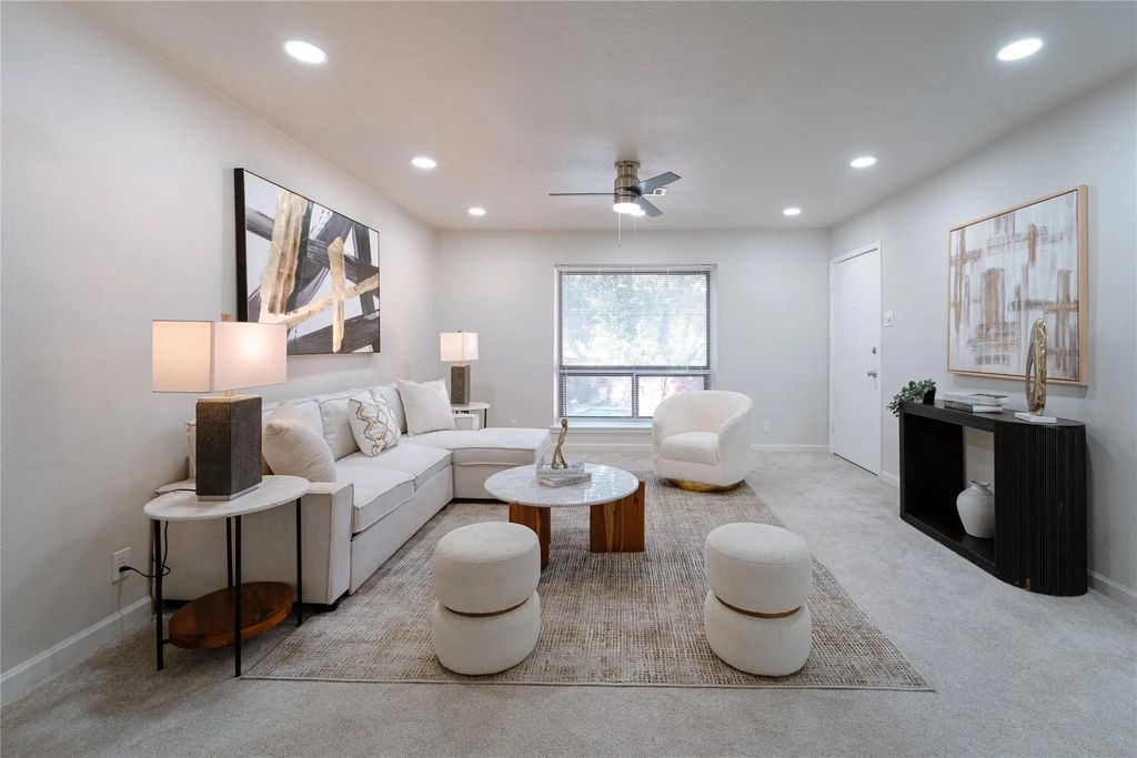 10017 Regal Park Lane 205, Dallas