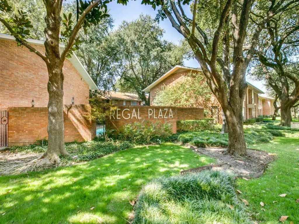 10017 Regal Park Lane 205, Dallas