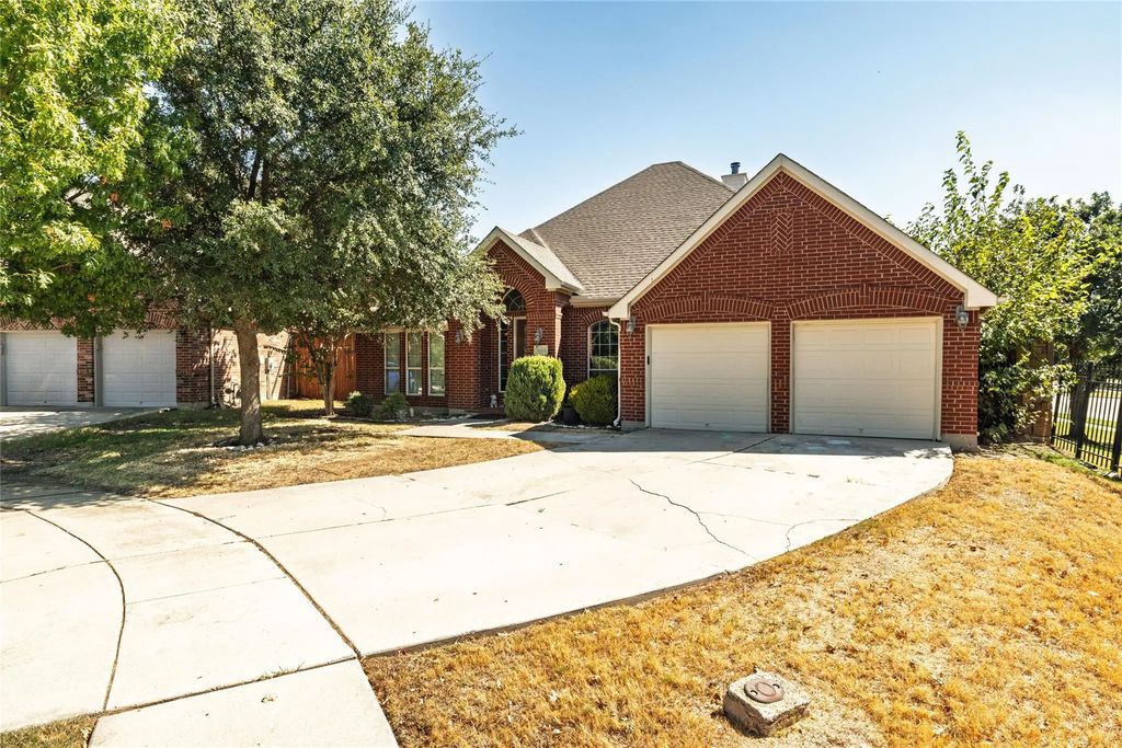 4064 Dunwoody Court, Fort Worth