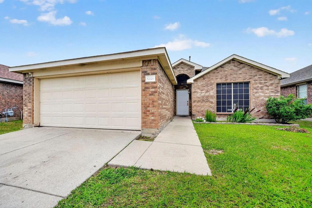1208 Bent Tree Road, Royse City