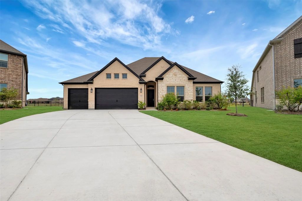 920 Wood Duck Court, Heath
