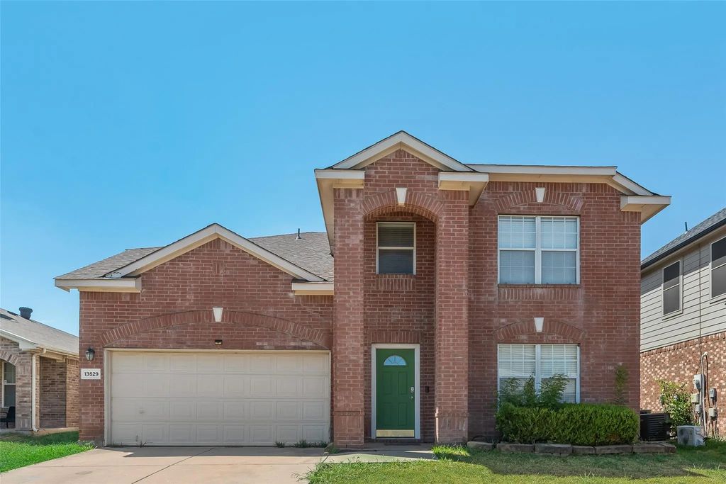 13529 Lost Spurs Road, Fort Worth