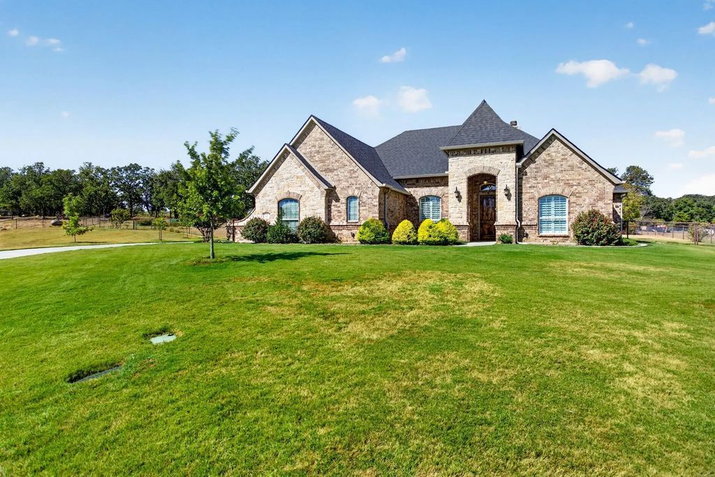 164 Spring Meadow Drive, Springtown