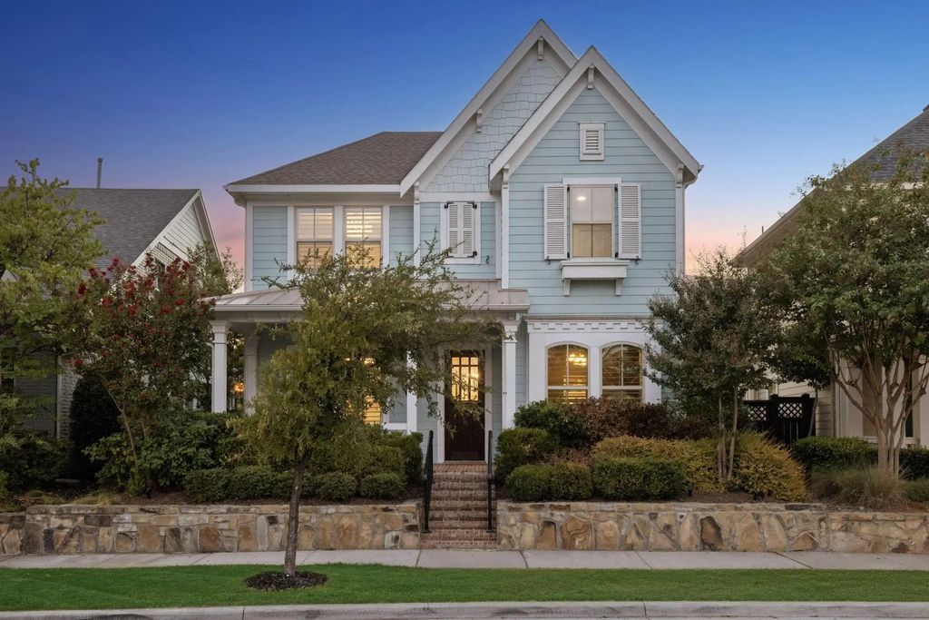 2221 Tremont Boulevard, McKinney