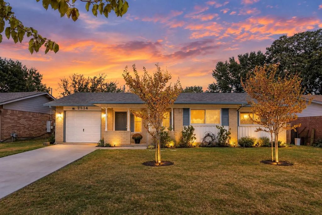 2914 Harvard Street N, Irving