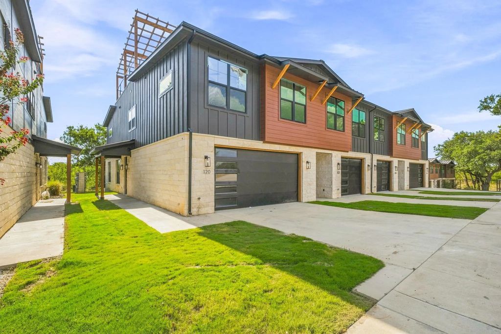 120 Clark Lane, Stephenville
