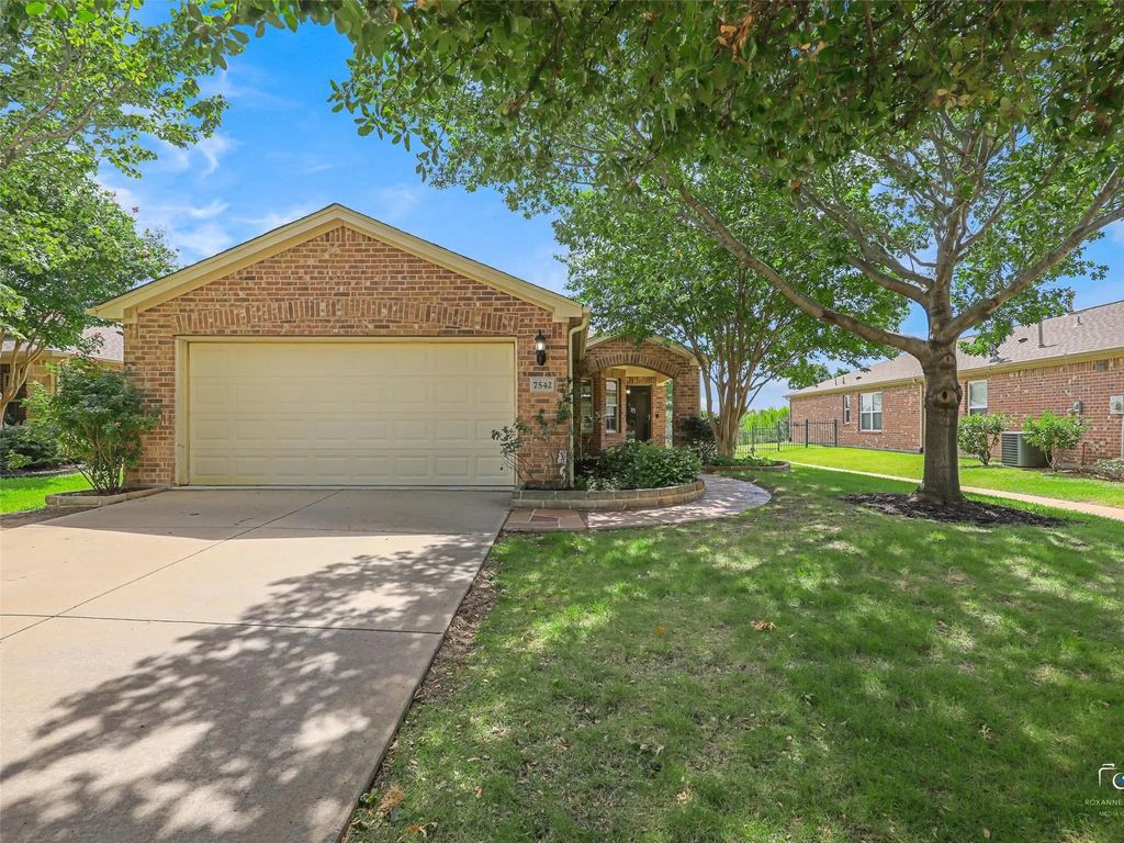 7542 Birmingham Forest Drive, Frisco