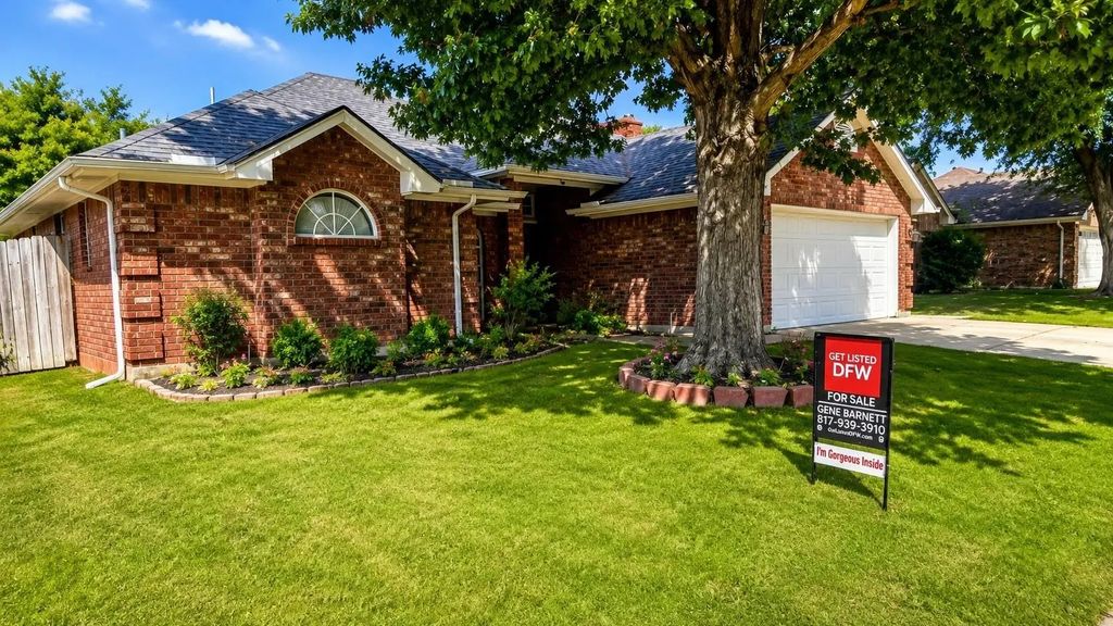 7305 Amber Drive, Watauga
