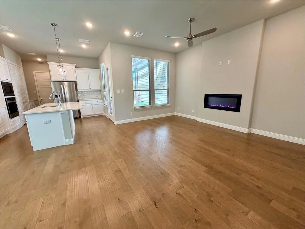 4271 Runway Mews, Frisco