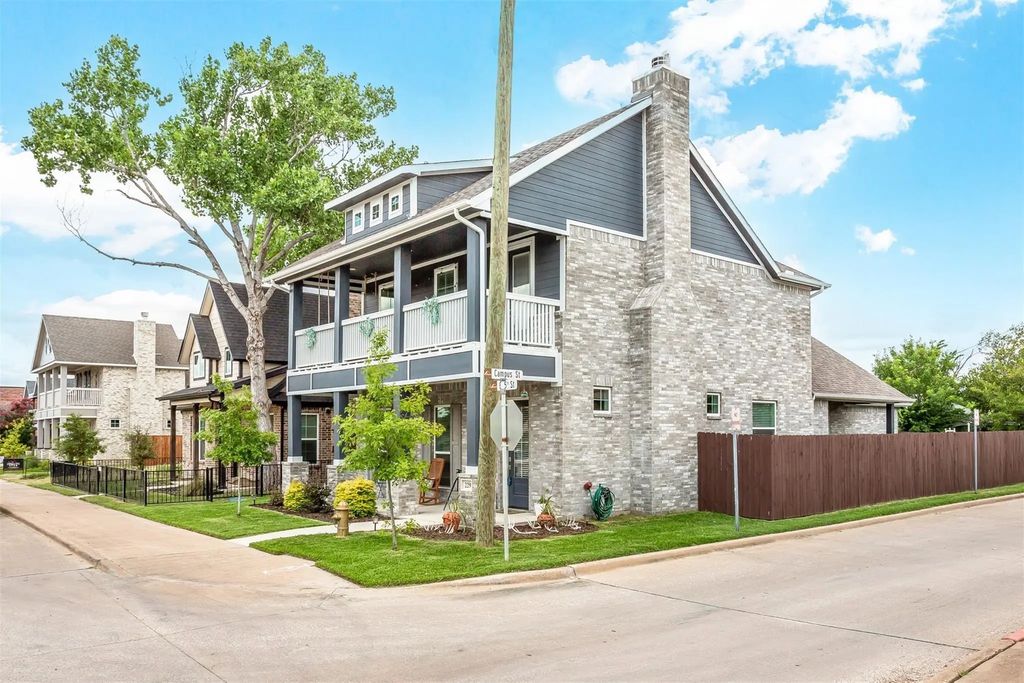 229 E 5th Street, Ferris