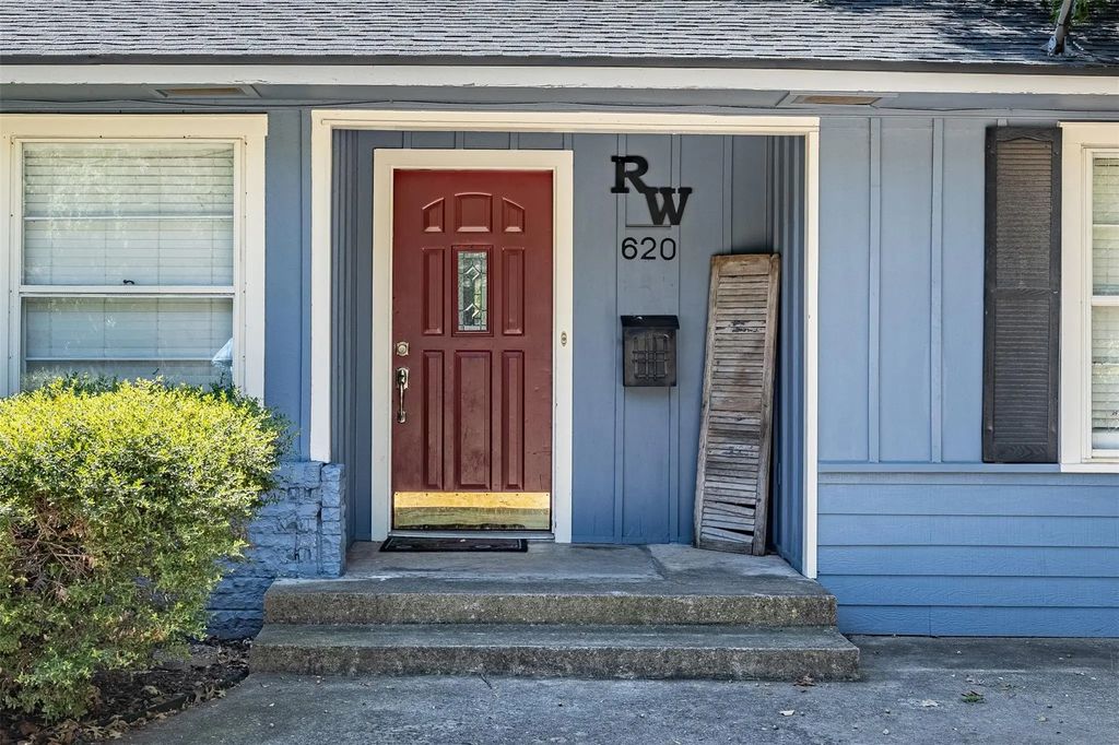 620 Denton Drive, Sherman