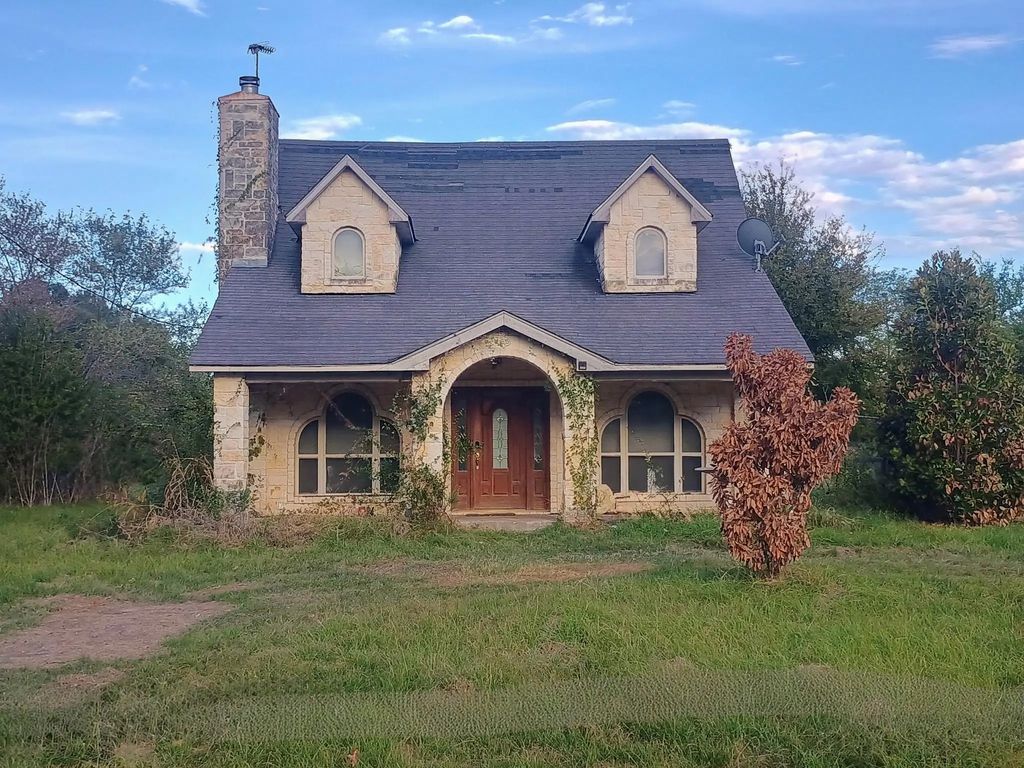 10147 Sh 198, Canton