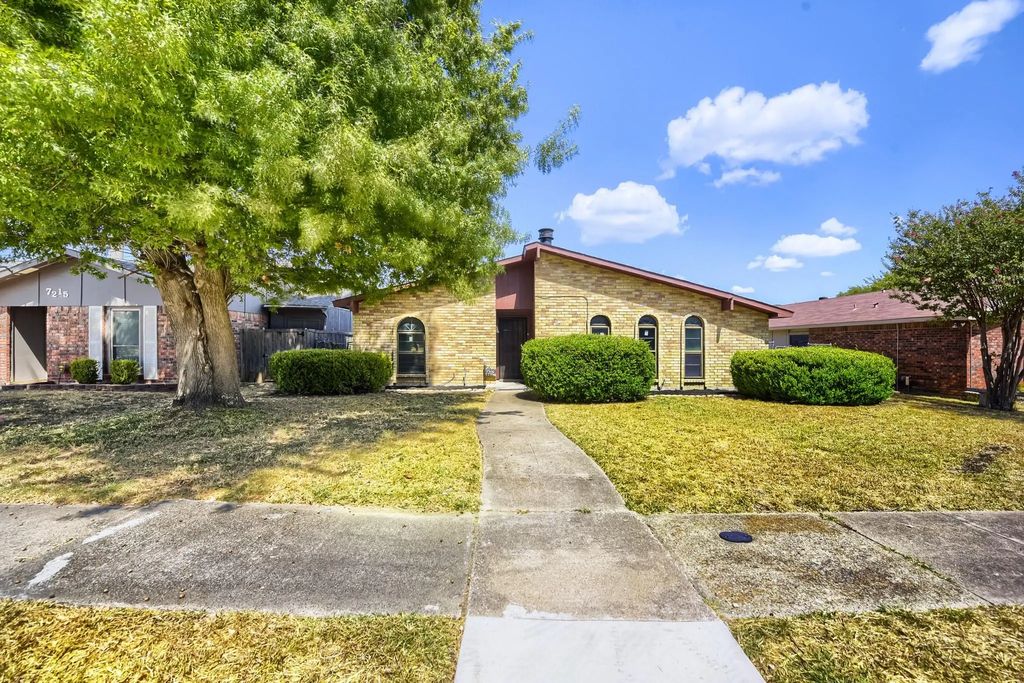 7209 Flameleaf Place, Dallas