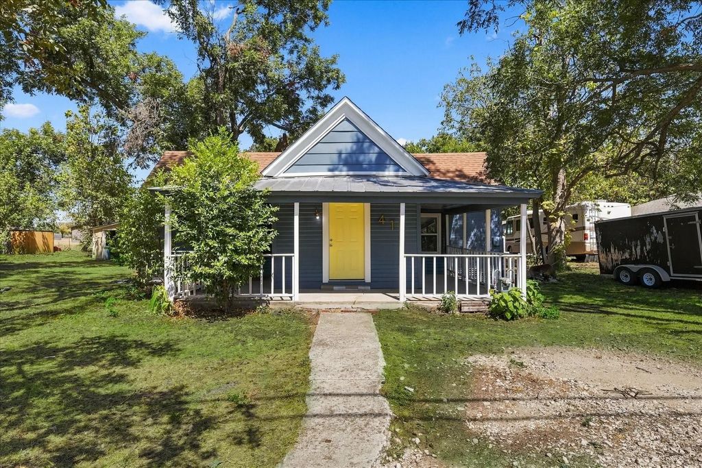 417 E Hughes Street, Collinsville