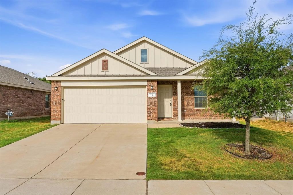 412 Westpark Drive, Anna