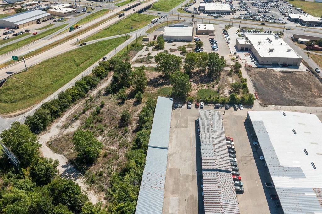 2510 Texoma Parkway, Sherman