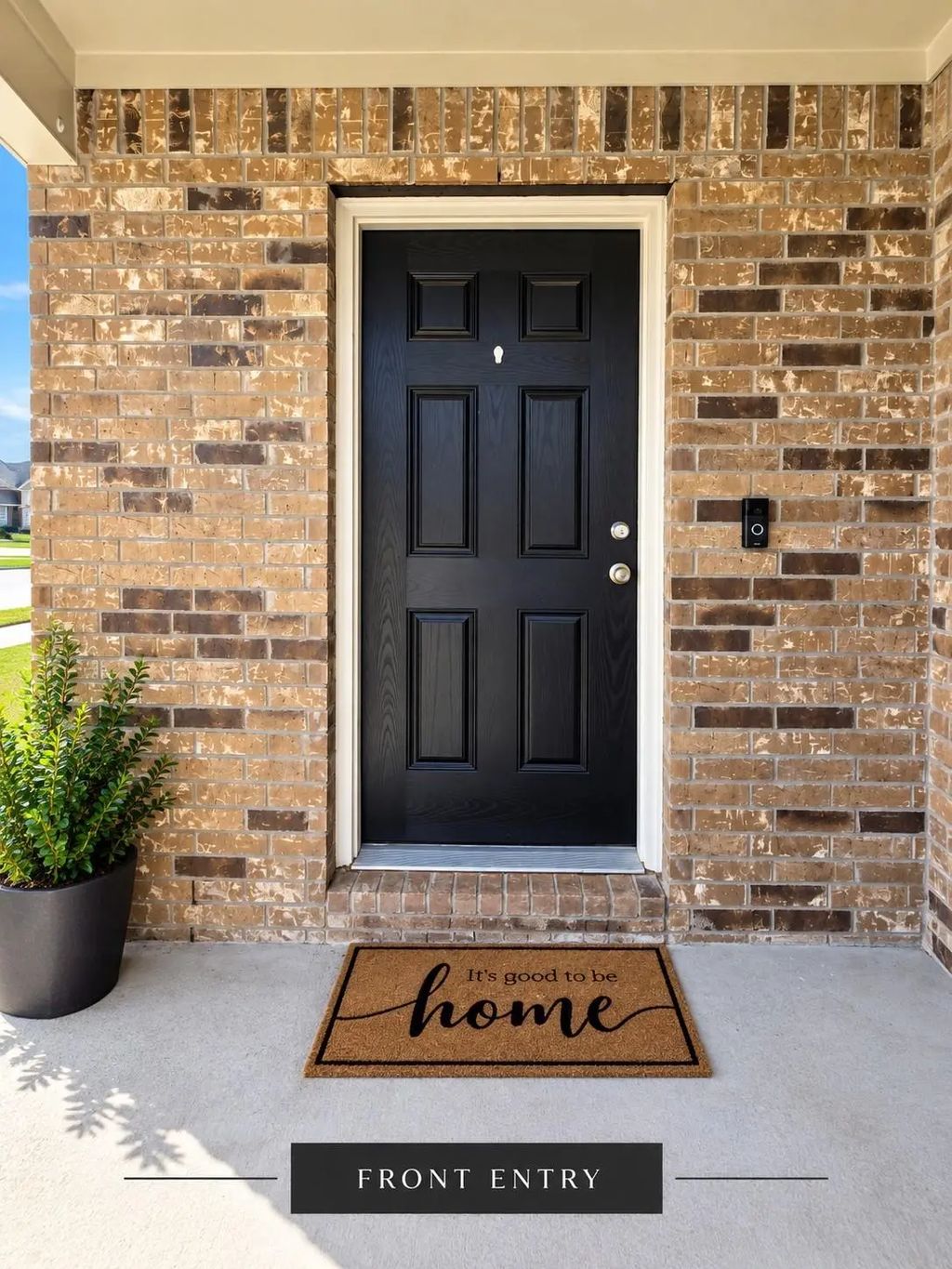 110 Arango Way, Everman