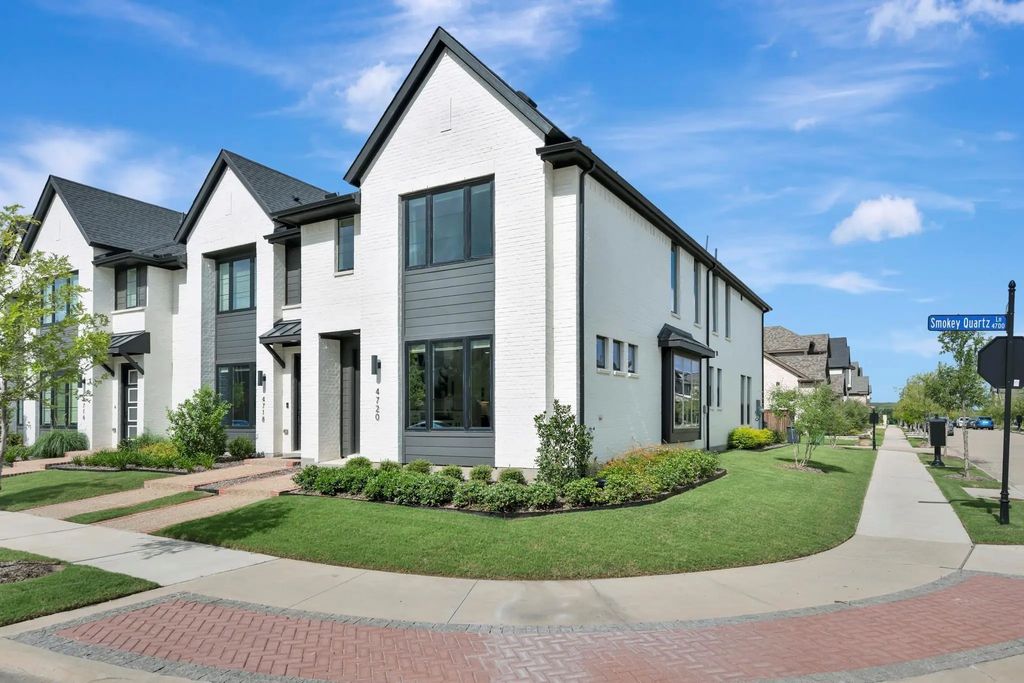 4720 Smokey Quartz Lane, Arlington