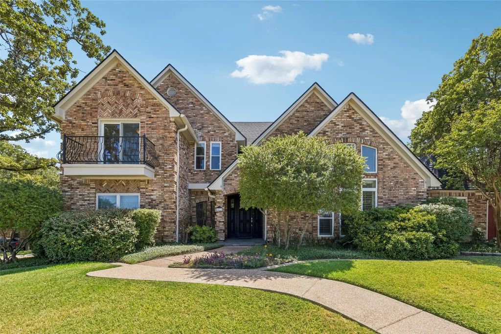 6512 Shorewood Drive, Arlington