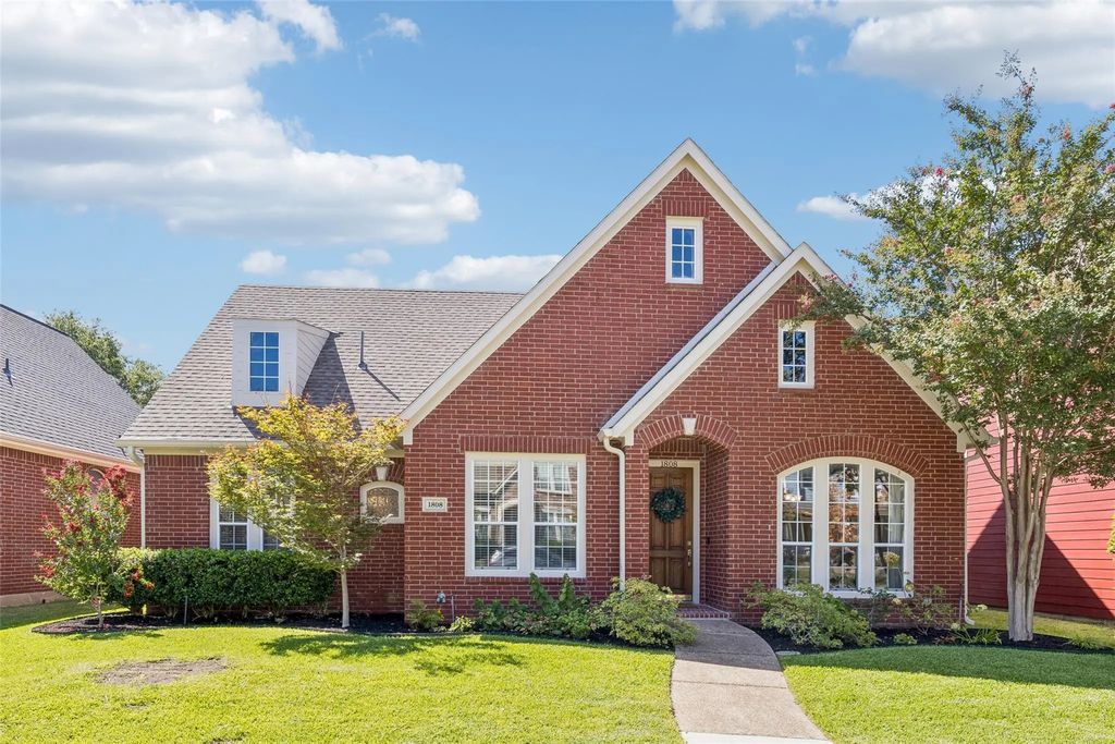 1808 Auburn Drive, Carrollton
