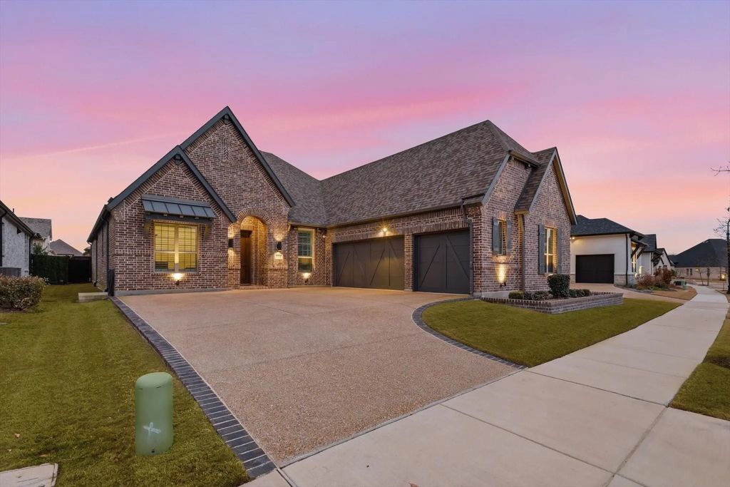 4719 Cherry Bark Trail, Arlington