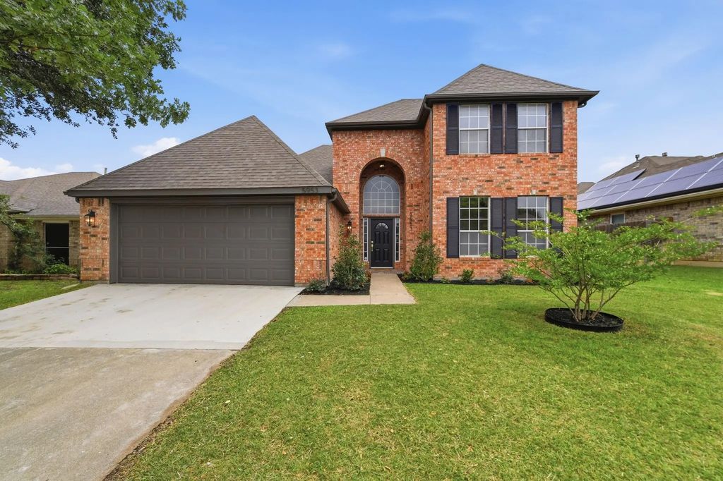 5953 Hillview Drive, Watauga