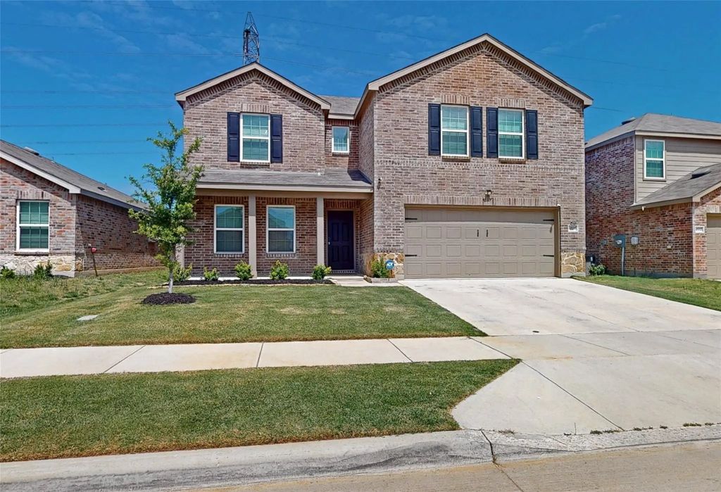 4536 Benham Drive, Fort Worth