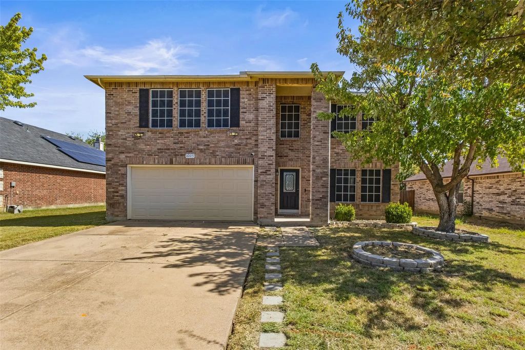 8005 York Beach Place, Arlington