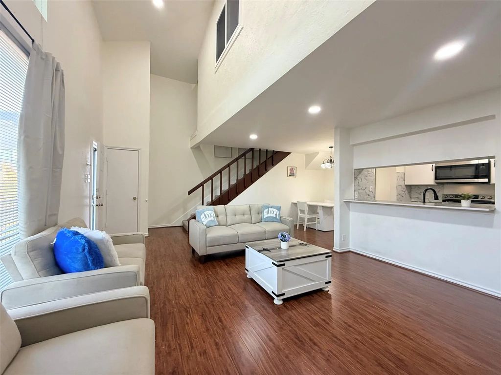 3131 Wycliff Avenue, Dallas