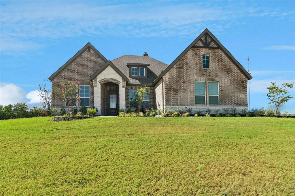 401 Indian Creek Road, Van Alstyne