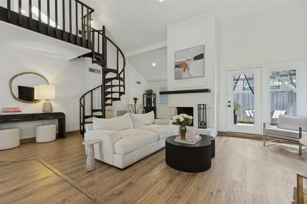 3207 Basil Court, Dallas