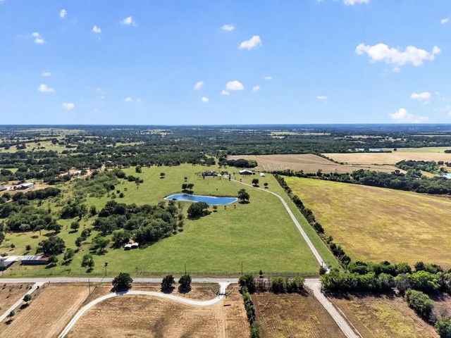 7490 County Road 423, Grandview