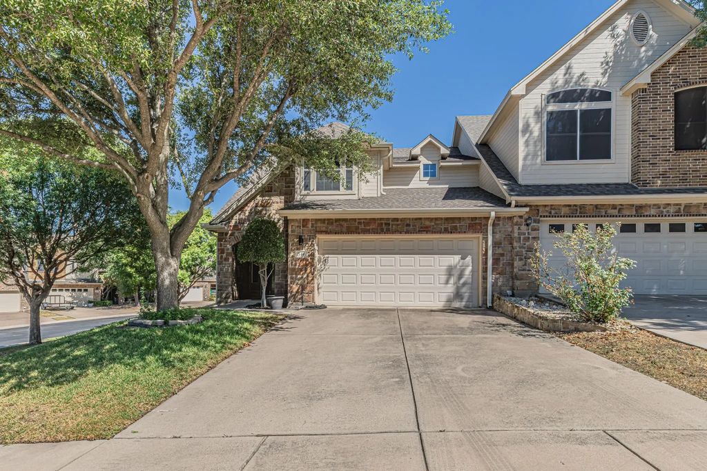 346 Emma Call Court, Decatur
