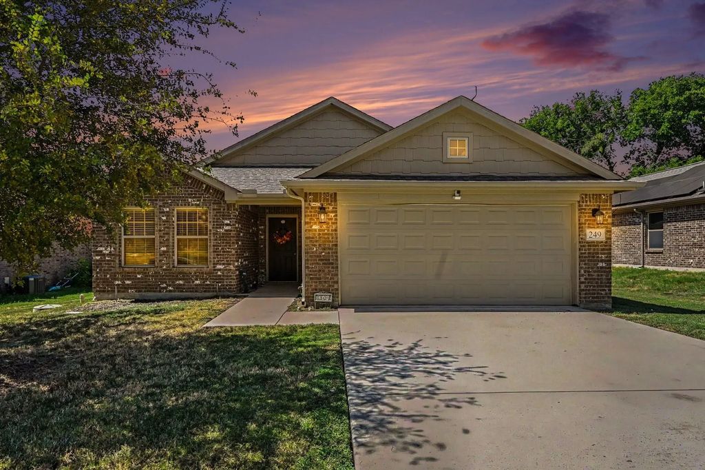249 Walnut Bend Road, Springtown