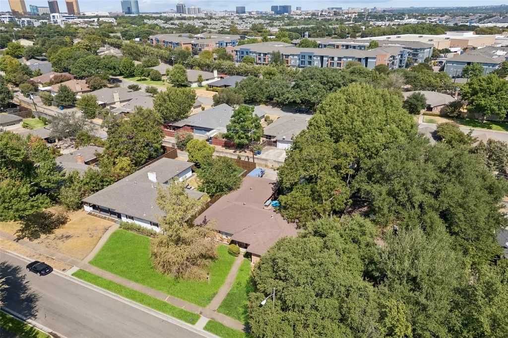 5629 Ledgestone Drive, Dallas