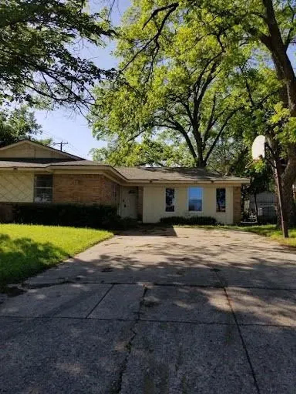 3261 Santiago Drive, Mesquite