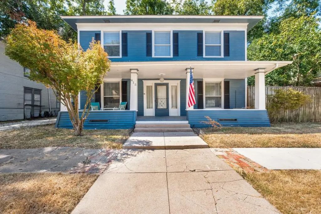 415 W Franklin Street, Waxahachie