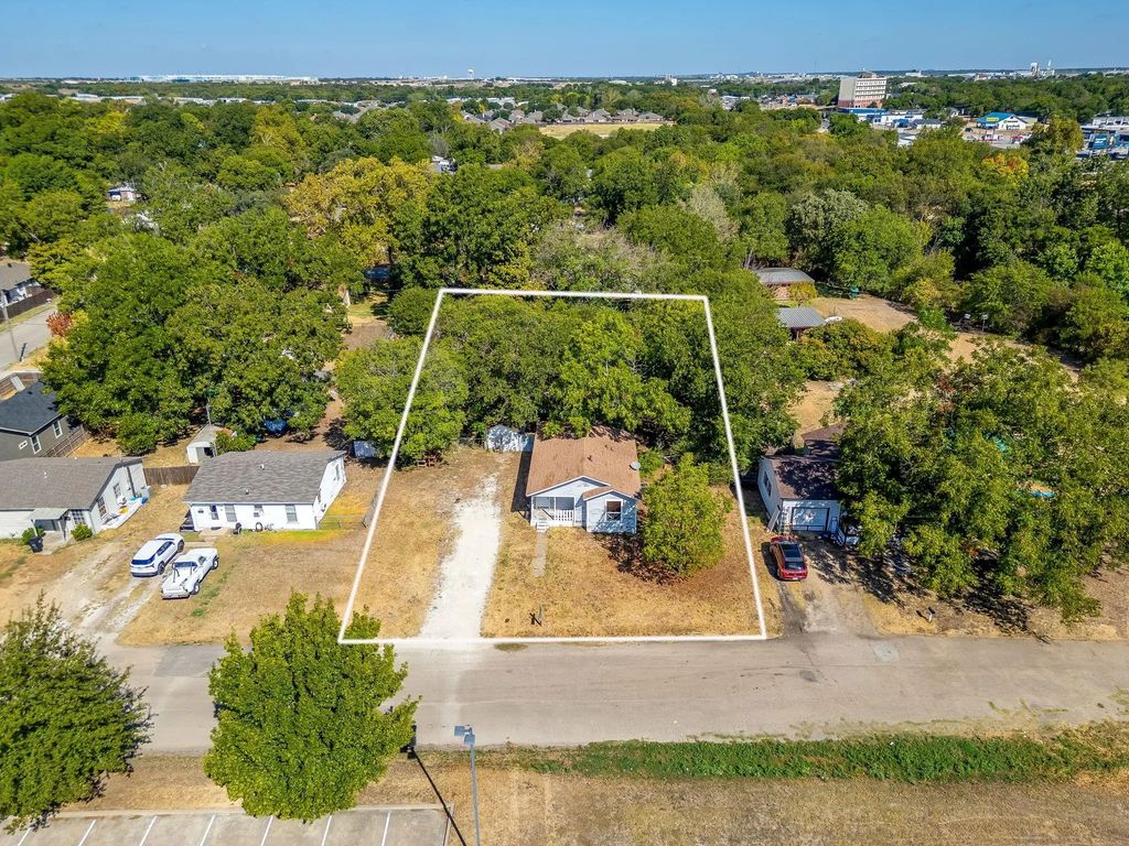 106 Bales Street 108, Cleburne