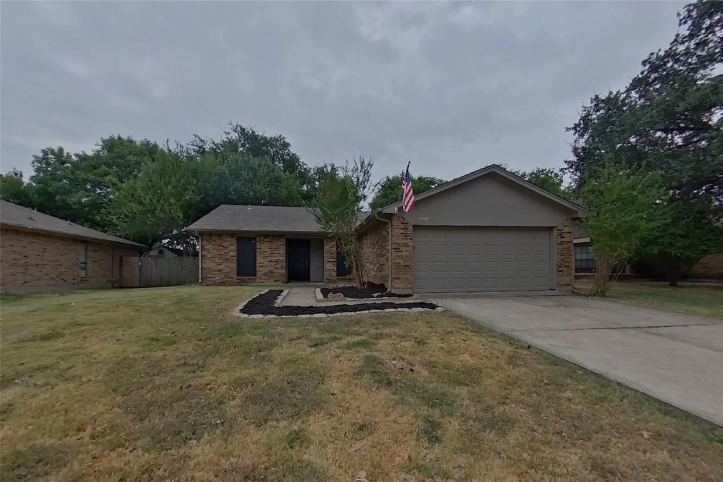 2537 Rialto Way, Grand Prairie