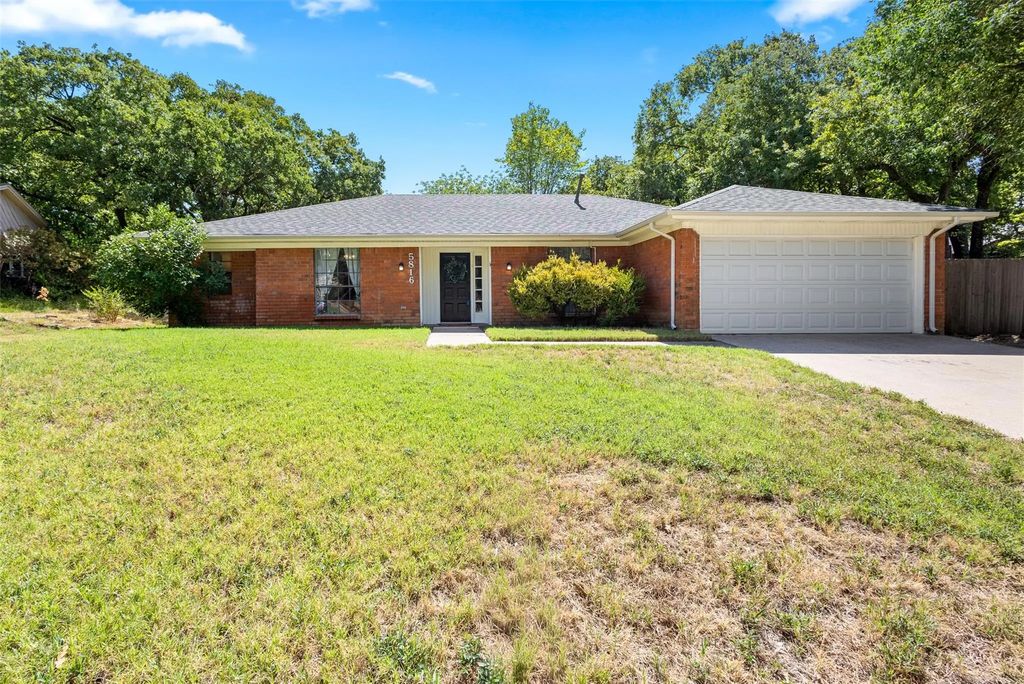 5816 Gatewood Drive, Arlington