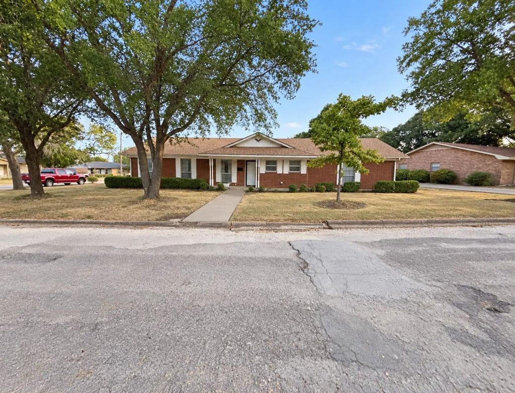 1414 Meadowlark Drive, Hillsboro
