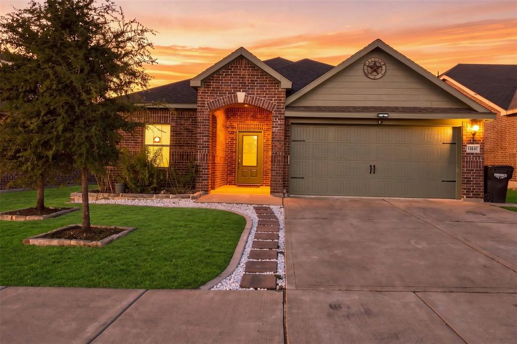 13641 Fehrman Road, Crowley