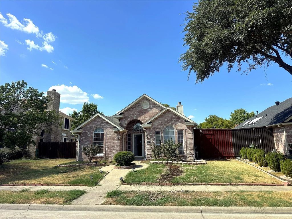 1518 Northampton Drive, Rowlett