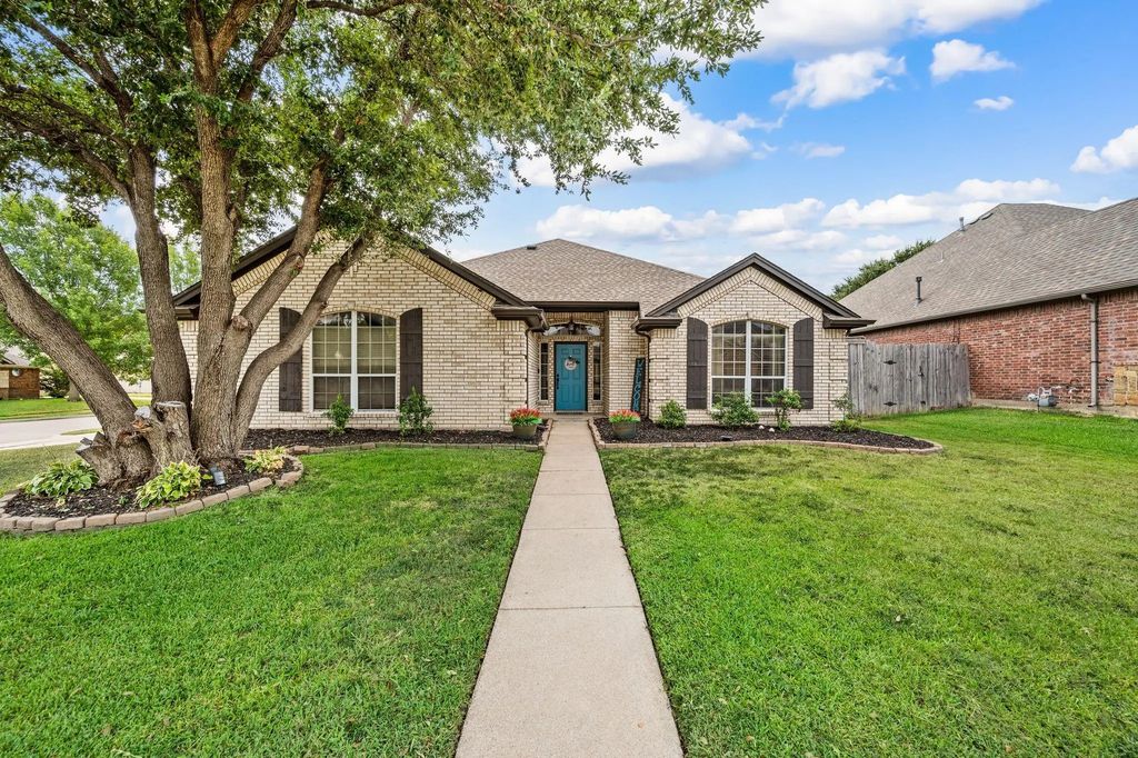 501 Kempson Court, Saginaw