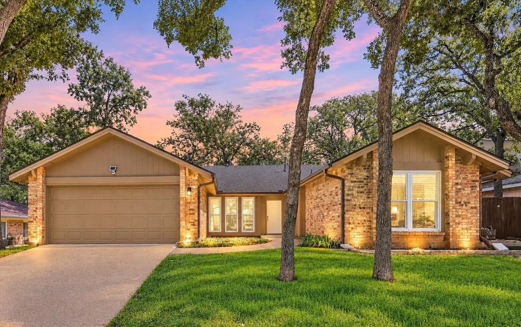 3400 Pecan Circle, Bedford