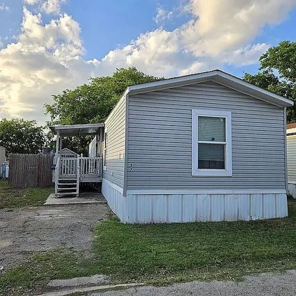 4801 Goldfield 37, San Antonio