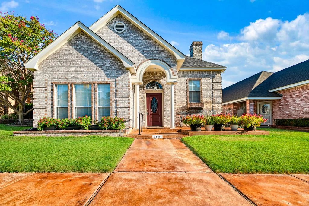 4119 Primrose Lane, Paris